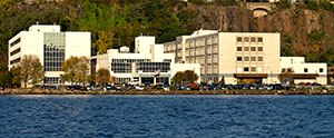 Palisades Medical Center on the Waterfront